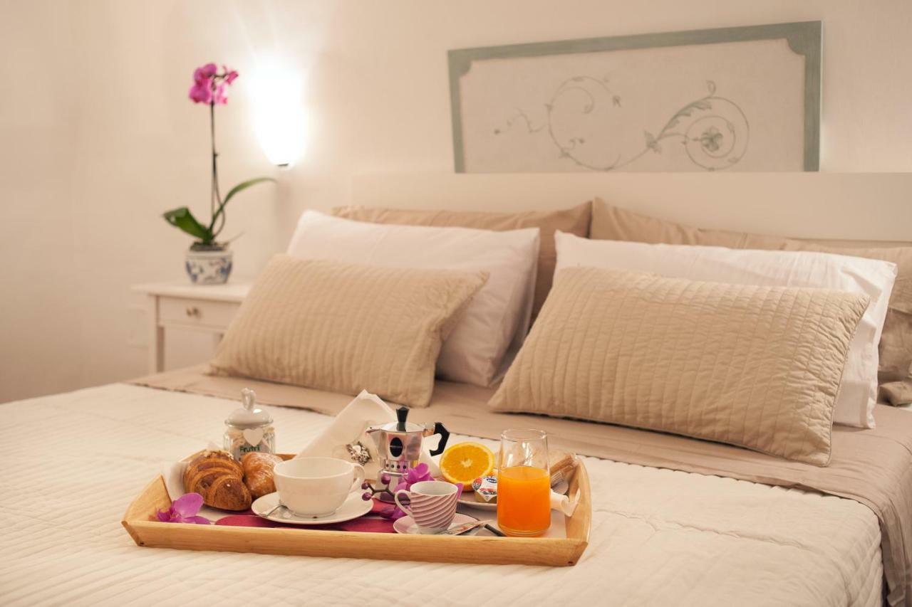 Niloufar Residence Napoli Экстерьер фото